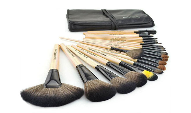 6 Tips to Choosing the Right Makeup Brushes