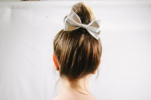 8 Cute Ways to Wear a Bow