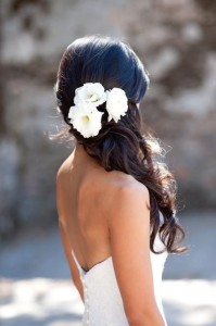 8 Gorgeous Wedding Hairstyles